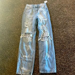 PacSun light blue boyfriend jeans size 26. Never worn